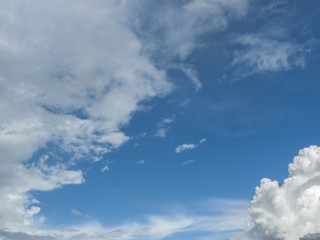 Obraz premium White clouds, Blue sky / White clouds blue skies in the rainy season
