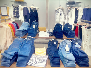 Fototapeta premium Jeans in the fashion store