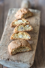 Cantuccini on the wooden board