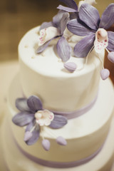 White wedding cake with flowers 