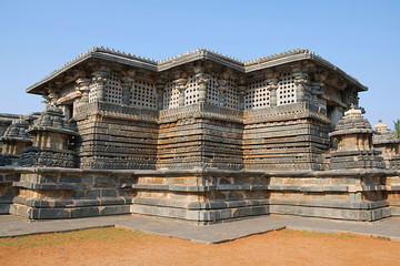 Fototapeta View of stellate form of shrine outer wall at the Hoysaleshwara Temple, Halebid, Karnataka View from North East. obraz