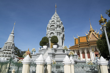 CAMBODIA PHNOM PENH ROYAL PALACE NORODOM STUPA