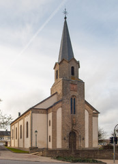Fototapeta na wymiar Church in Heffingen