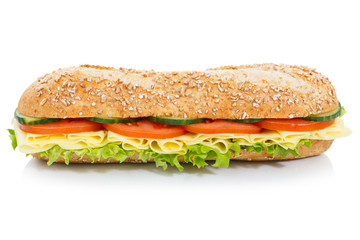 Baguette Sandwich Vollkorn Brötchen mit Käse seitlich freigestellt Freisteller