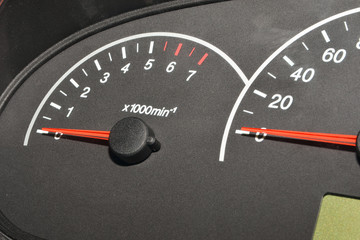 the instrument panel in the car, the speed dial on the dashboard