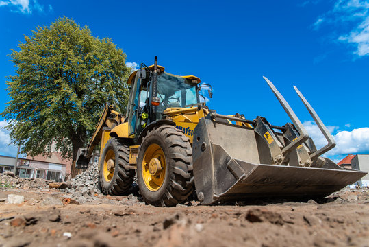 Koparka Bilder Durchsuchen 1,112 Archivfotos, und