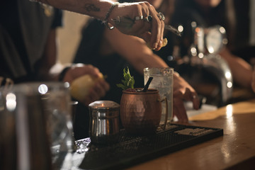 Fototapeta na wymiar bartender and details