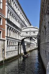 Fototapeta na wymiar canal de Venice
