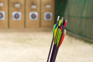 アーチェリーの矢