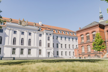 Hauptgebäude und Historischer Campus der Universität Greifswald