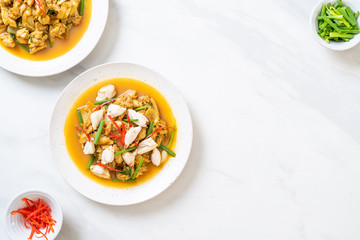 Fried crab with curry powder