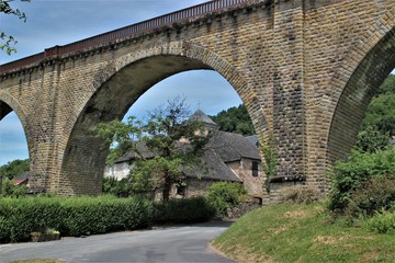 Fototapeta premium Ligne ferroviaire à Vignols.