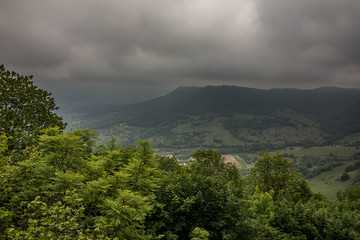 Regenwolken über der Schwäbischen Alb