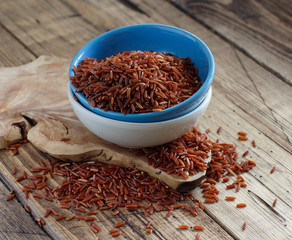 Uncooked Red rice in a bowl