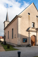 Fototapeta na wymiar Church in Hellingen