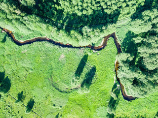 Widok z lotu ptaka na rzekę Marycha oraz kajaki
