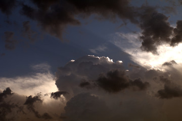 Naklejka premium cloudscape,dark,sky,storm,nature,weather,air,dramatic