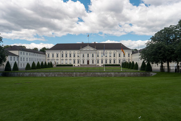 Fototapeta na wymiar Schloss Bellevue Berlin 2018