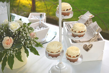 cupcake su banchetto matrimoniale