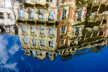 Karlovy Vary gespiegelt