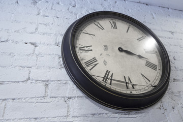 wall clock with broken minute time hand, lost time broken time