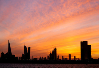 Fototapeta na wymiar Bahrain skyline during Sunset