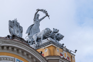 Fototapeta premium Sculptures on top of The National Theatre of Cluj-Napoca, Romania