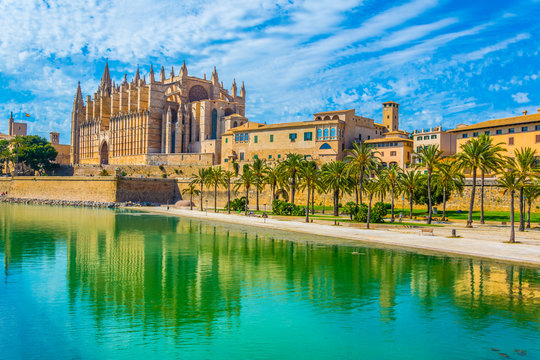 Catedral de Mallorca, Spain
