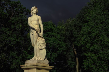 Fototapeta premium antique statue in the Park pre-storm weather. Gatchina. Russia.