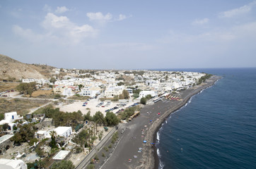 Fototapeta na wymiar Upperview of Kamari village and beach on island Santorini