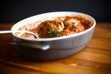 meatballs with tomato sauce