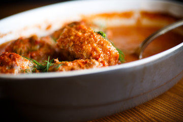 meatballs with tomato sauce