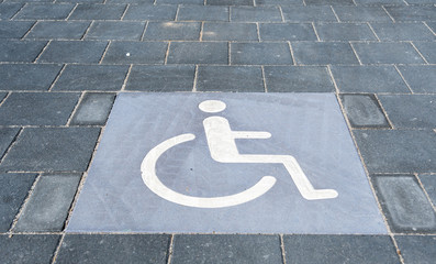 Behindertenparkplatz