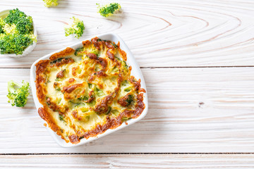 baked cauliflower and broccoli with cheese