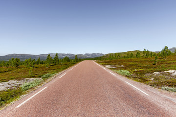 Straße zum Horizont