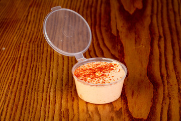 Humus sauce portion