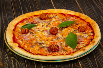 Pizza with bacon