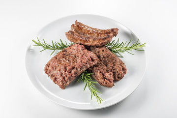 Dish with grilled sausages
