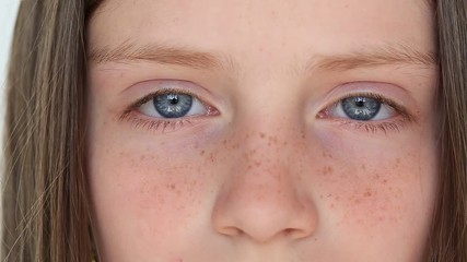 People and lifestyle concept. Happy beautiful young girl with cheerful smile indoor, portrait children close up