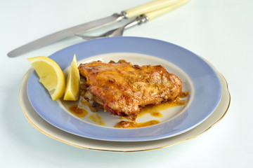 Tandoori chicken with lemon