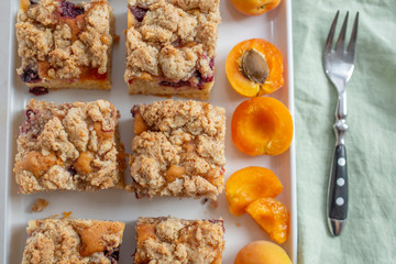 Aprikosen Streusel Kuchen