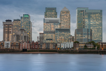 Fototapeta na wymiar Office buildings in Canary Wharf in London