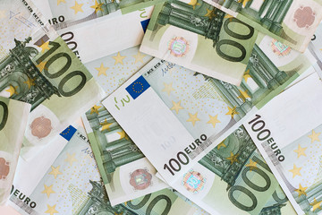 Money. One hundred Euro banknotes