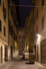 Fototapeta na wymiar Florence street at night