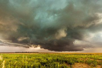 Supercell inflow with green hail glow