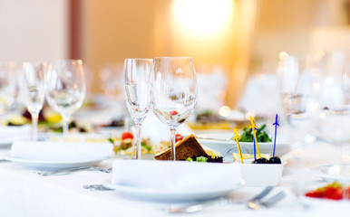beautifully served table in a restaurant