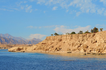 Fototapeta na wymiar beach of the Red Sea in Egypt