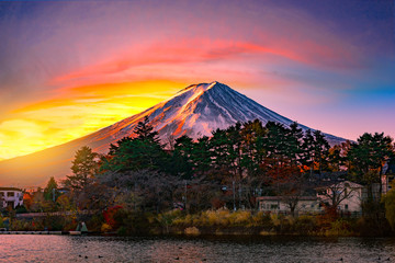 Fototapeta premium Mountain Fuji and Lake with bueatiful sunrise in winter season.