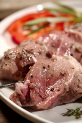 Raw meat dish
