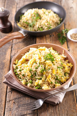 fried rice with pea and egg